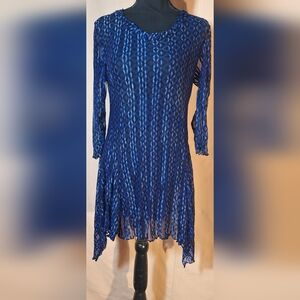 MIRROR IMAGE Elegant Blue Patterned Midi Dress